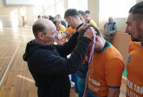 Подведены итоги юбилейного турнира по мини-футболу среди ветеранов памяти Константина Кириллова